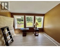 3679 Krumm Avenue, Thornhill, BC V8G4Y2 Photo 20