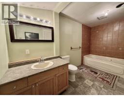 Additional bedroom - 3679 Krumm Avenue, Thornhill, BC V8G4Y2 Photo 15