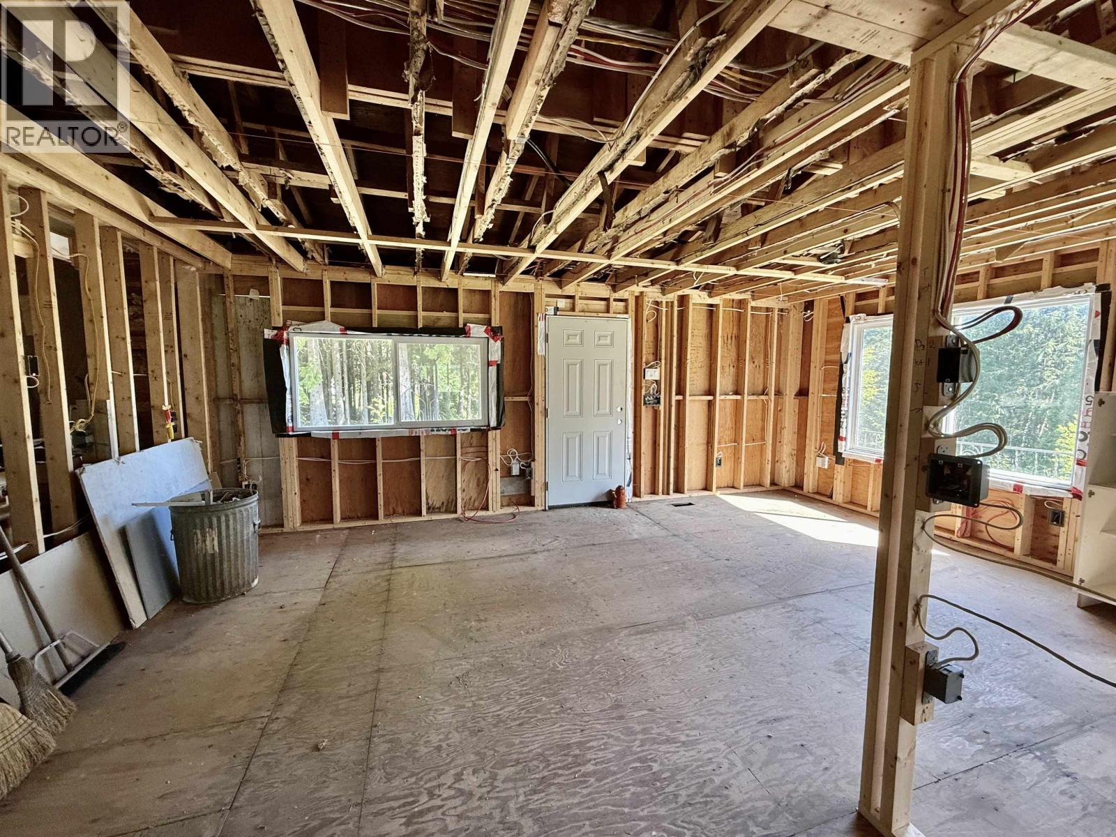 3679 KRUMM AVENUE - 39