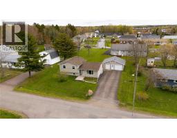 8 Gordon Street, Salisbury, NB E4J2C5 Photo 35