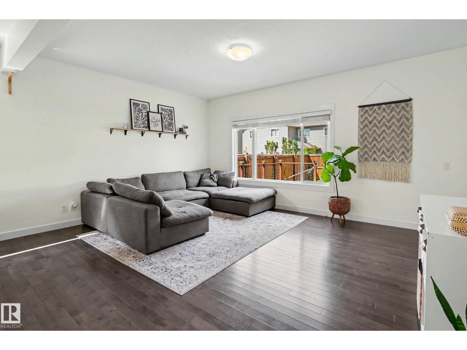16744 64 ST NW - 15