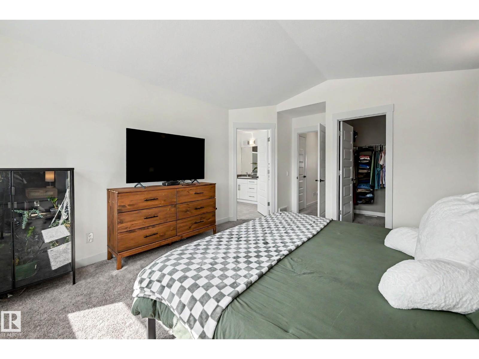 16744 64 ST NW - 20