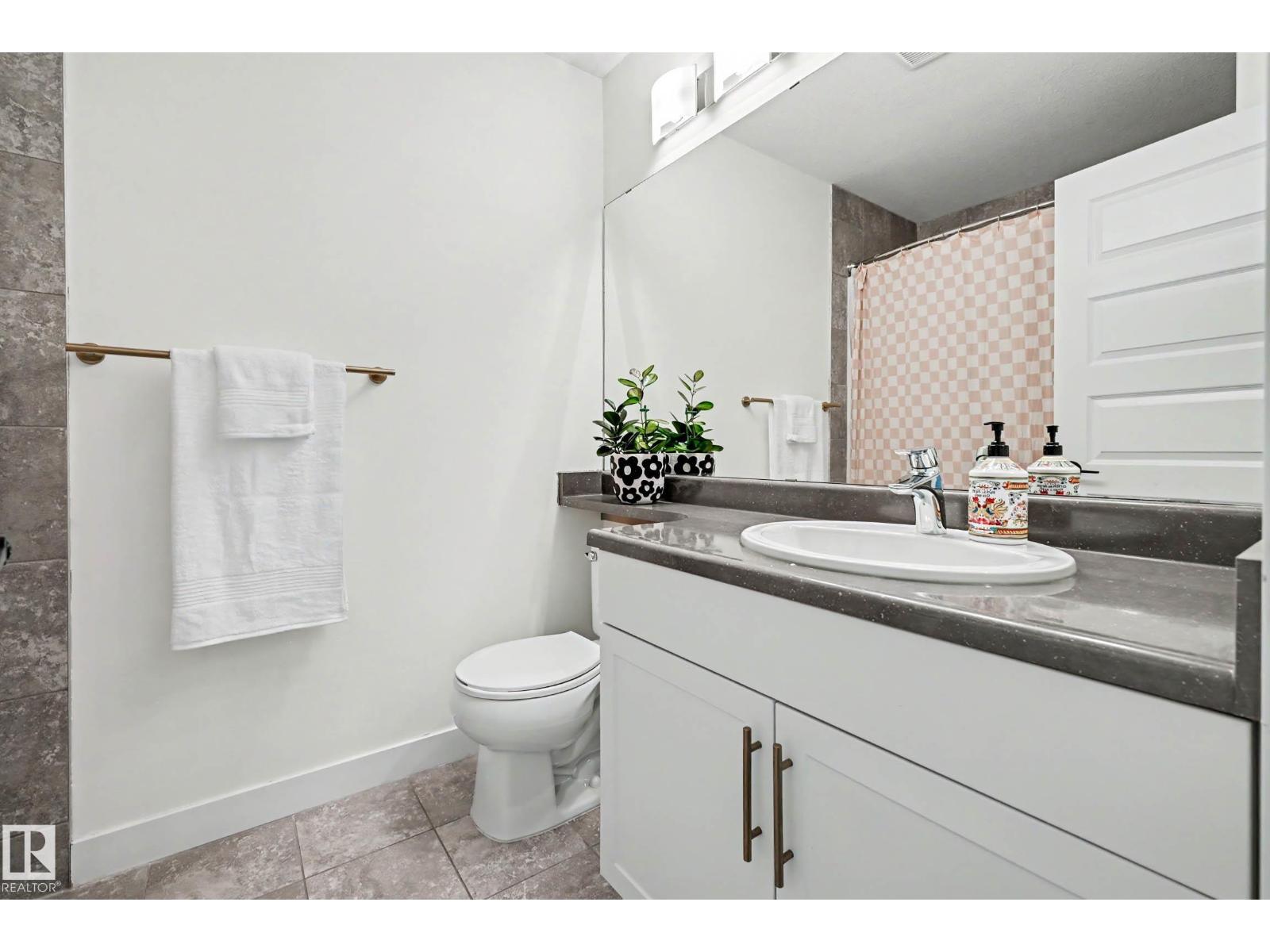 16744 64 ST NW - 26