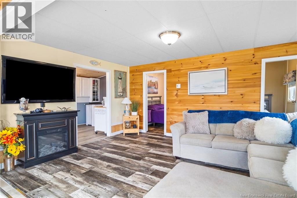 164 Chapman Road - 11