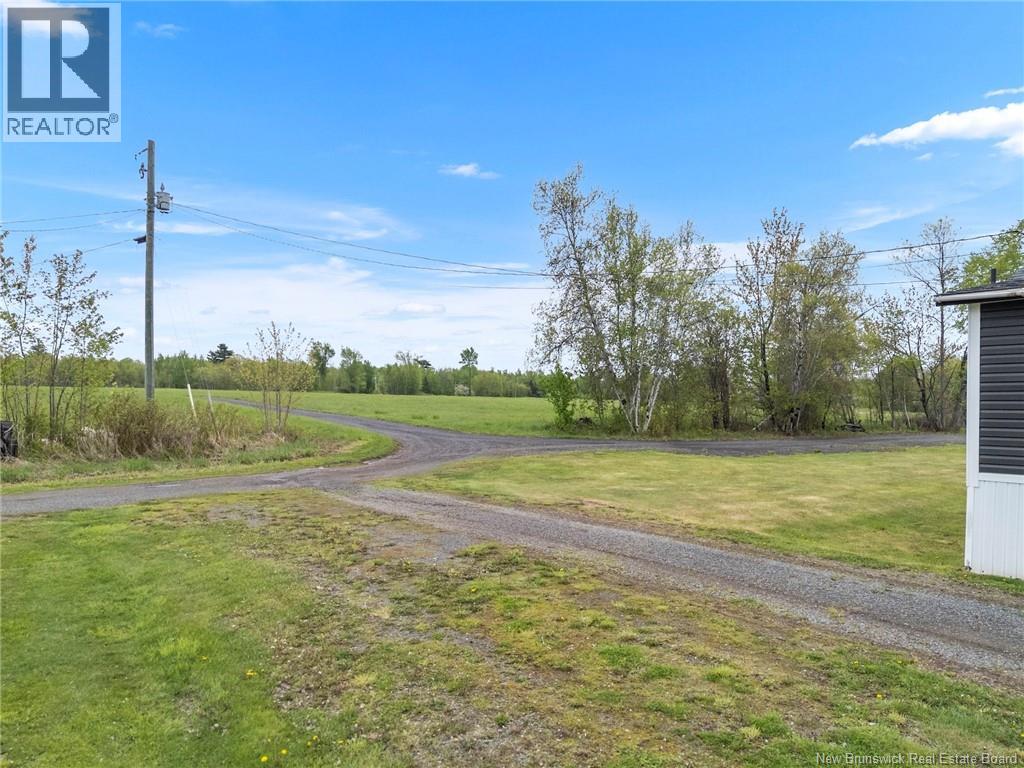 164 Chapman Road - Image 32