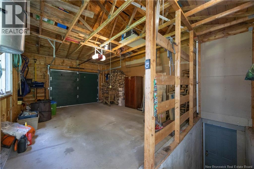 11 Evergreen Park Drive - 32