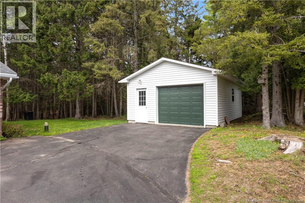 11 Evergreen Park Drive - 39