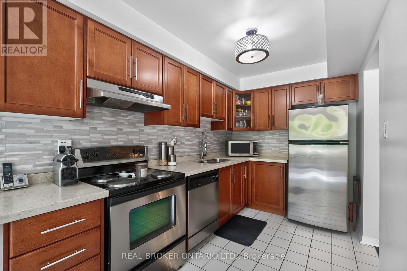 #102 86 JOYMAR DRIVE - 10