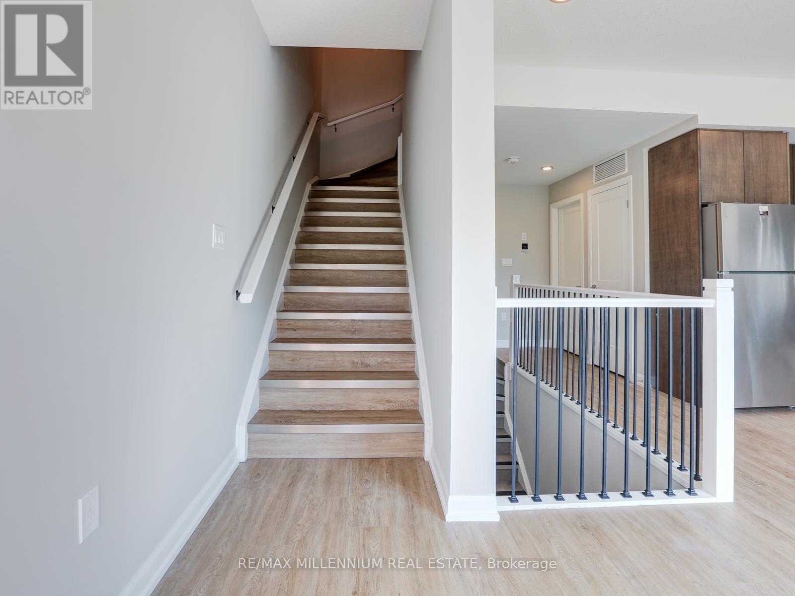 #206 708 WOOLWICH STREET - 22