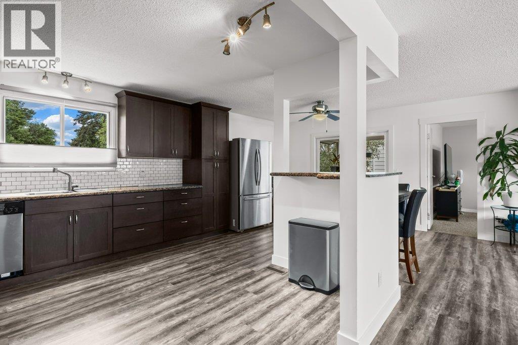  900 Hickory Road, Kelowna
