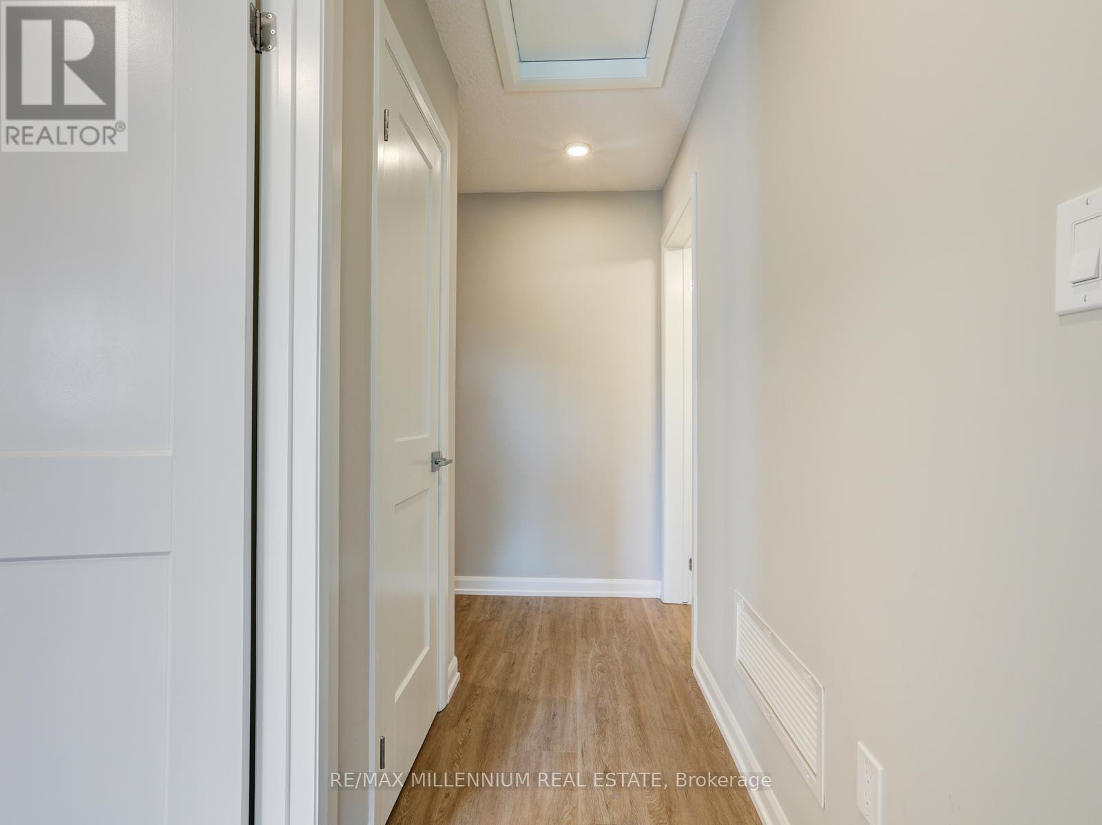 #206 708 WOOLWICH STREET - 29