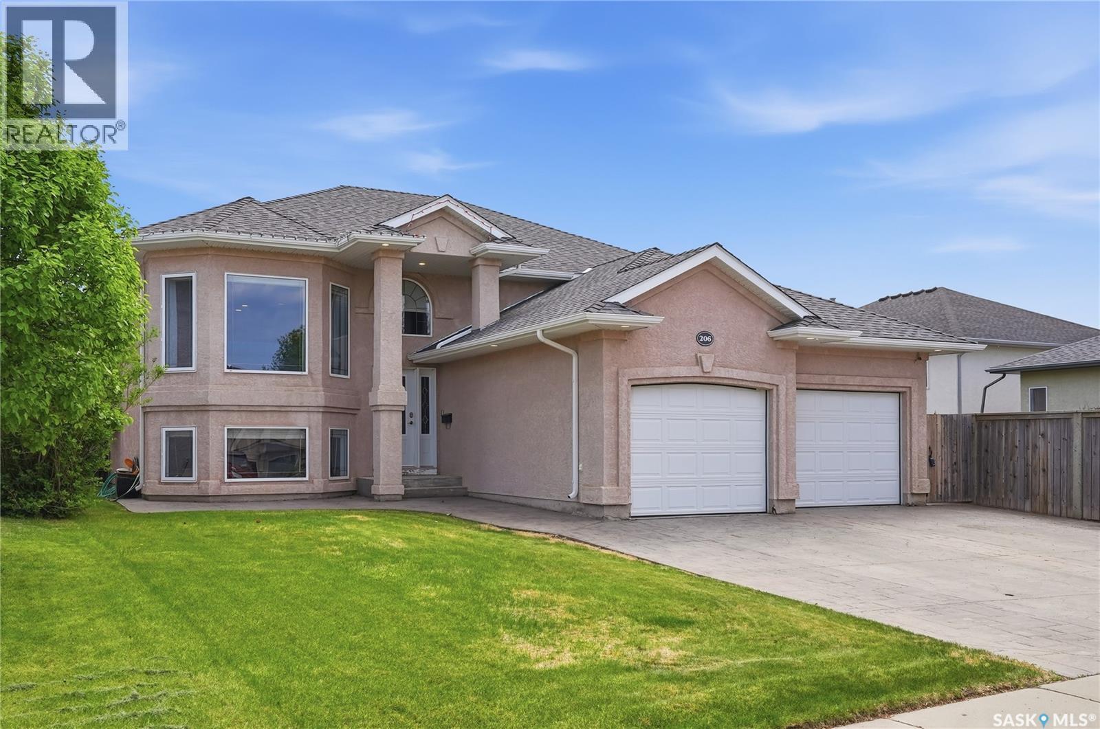 206 Carr LANE - Image 2