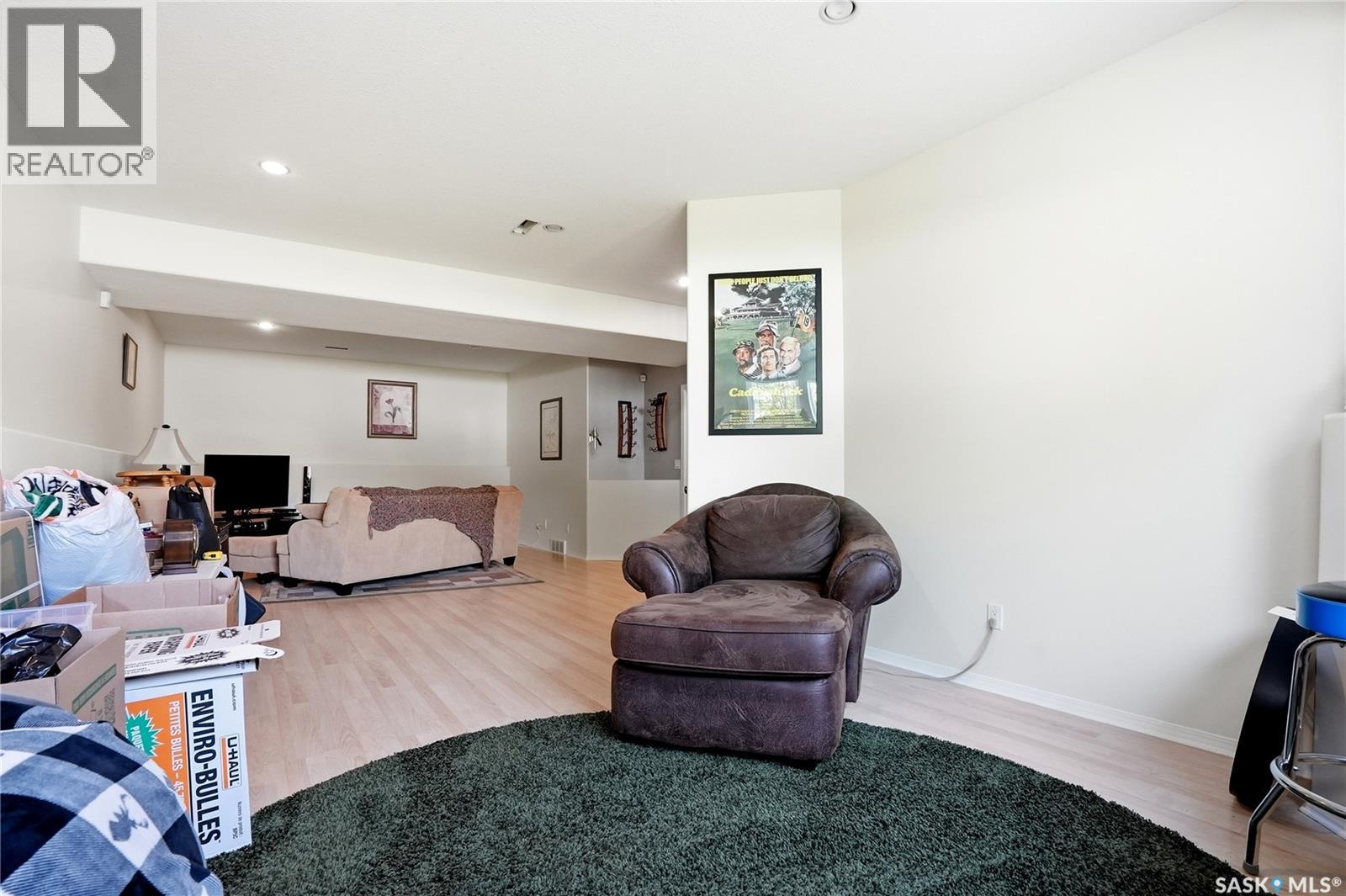 206 Carr LANE - 24
