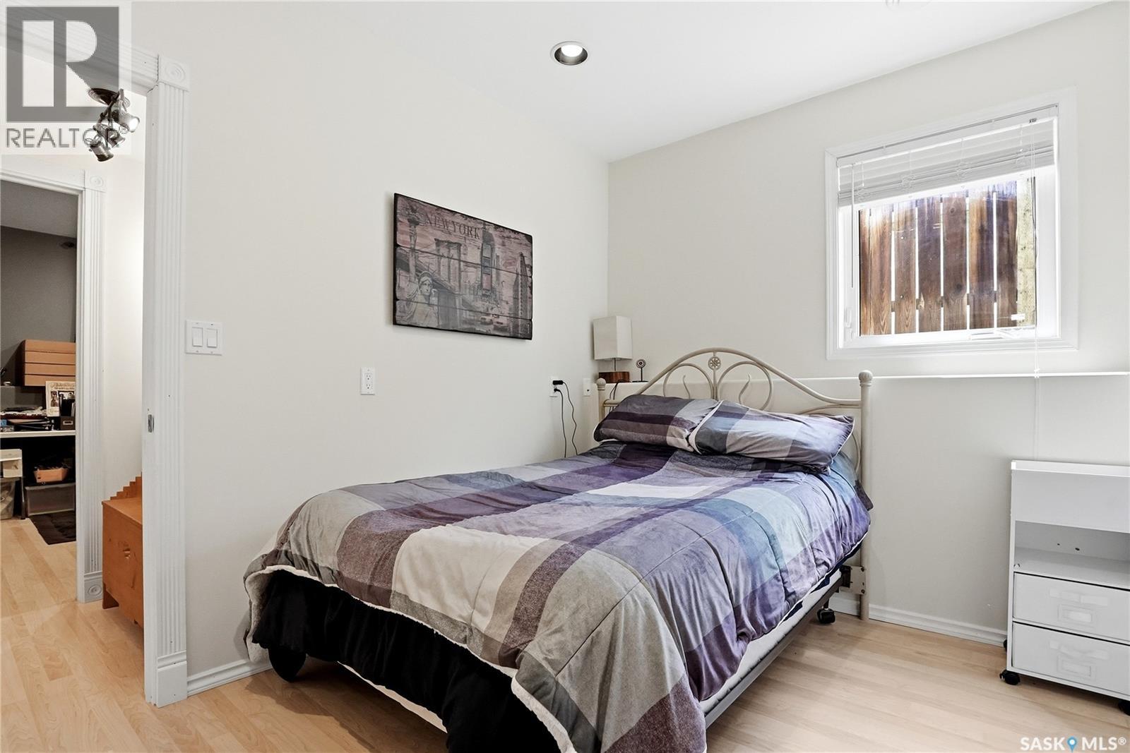 206 Carr LANE - 30