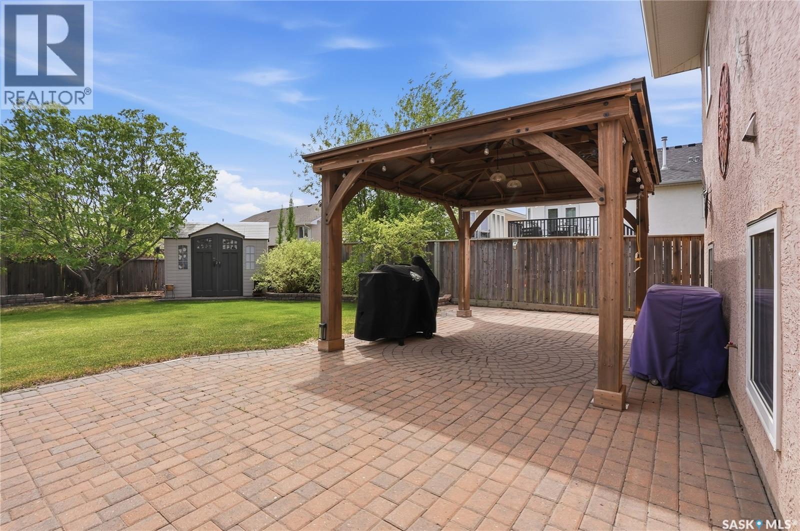 206 Carr LANE - 34