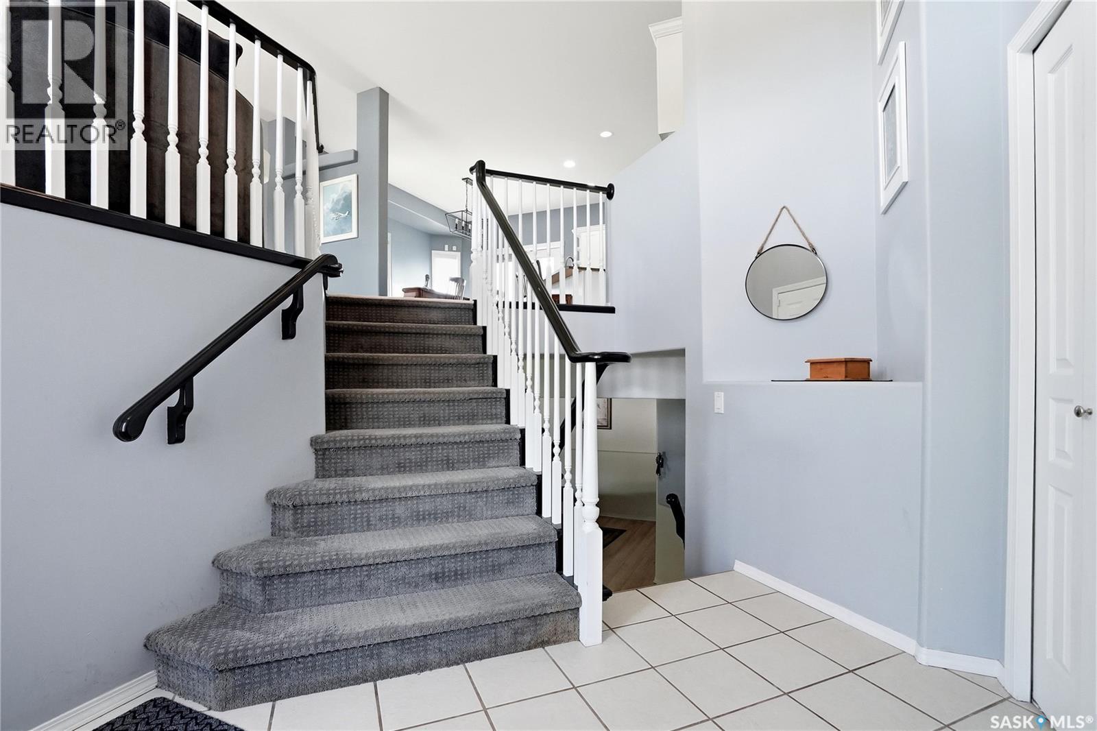 206 Carr LANE - 7