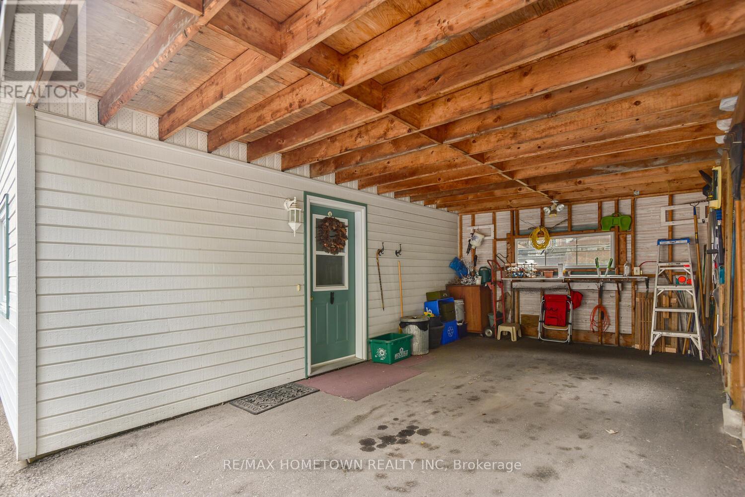 92 WATER STREET E - 42