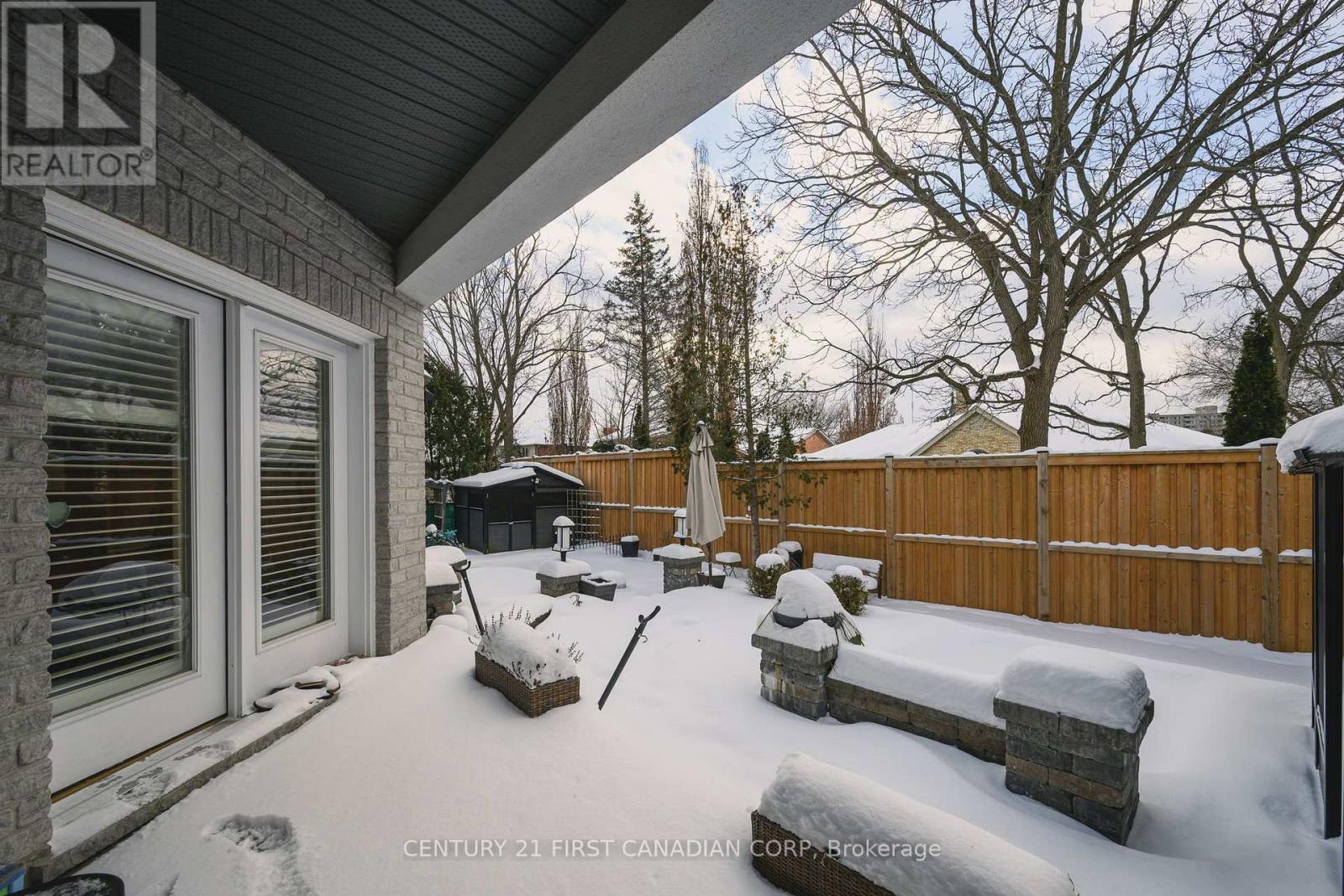7 EDWIN DRIVE - 38