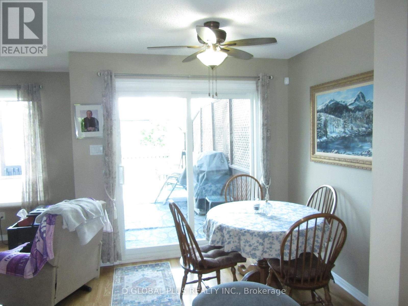 121 HEMLOCK CRESCENT N - Image 3