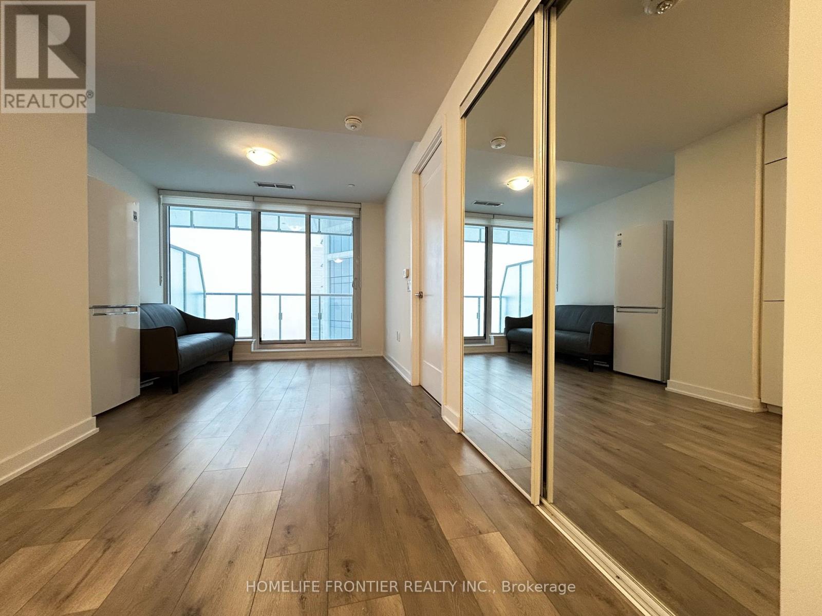 #5403 28 FREELAND STREET - 16