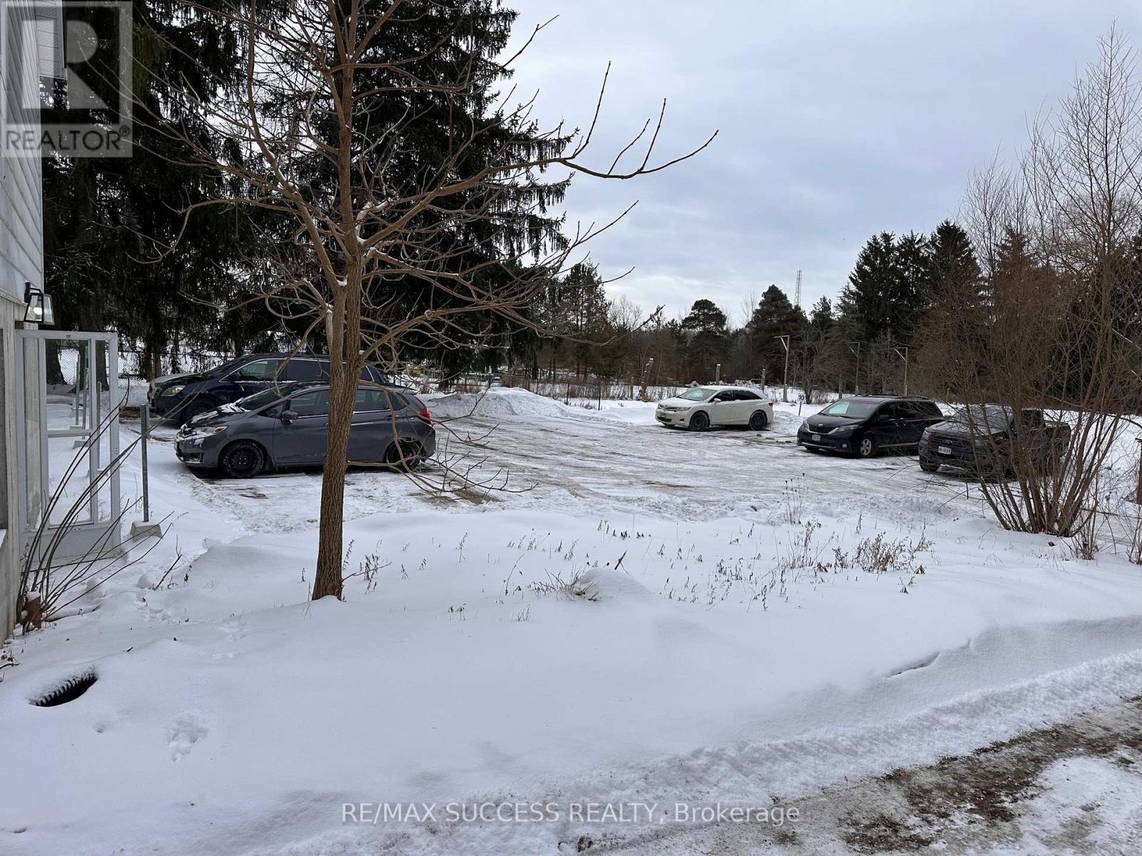 B – 28 BROCK ROAD N