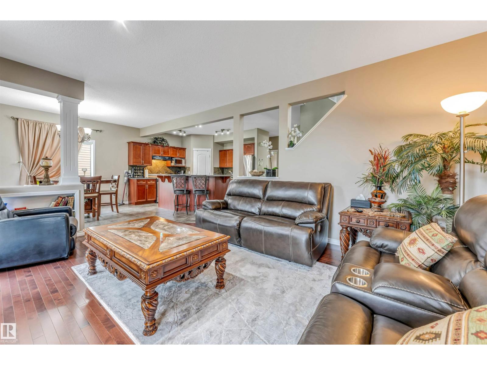143 ELLINGTON CR — photo 29