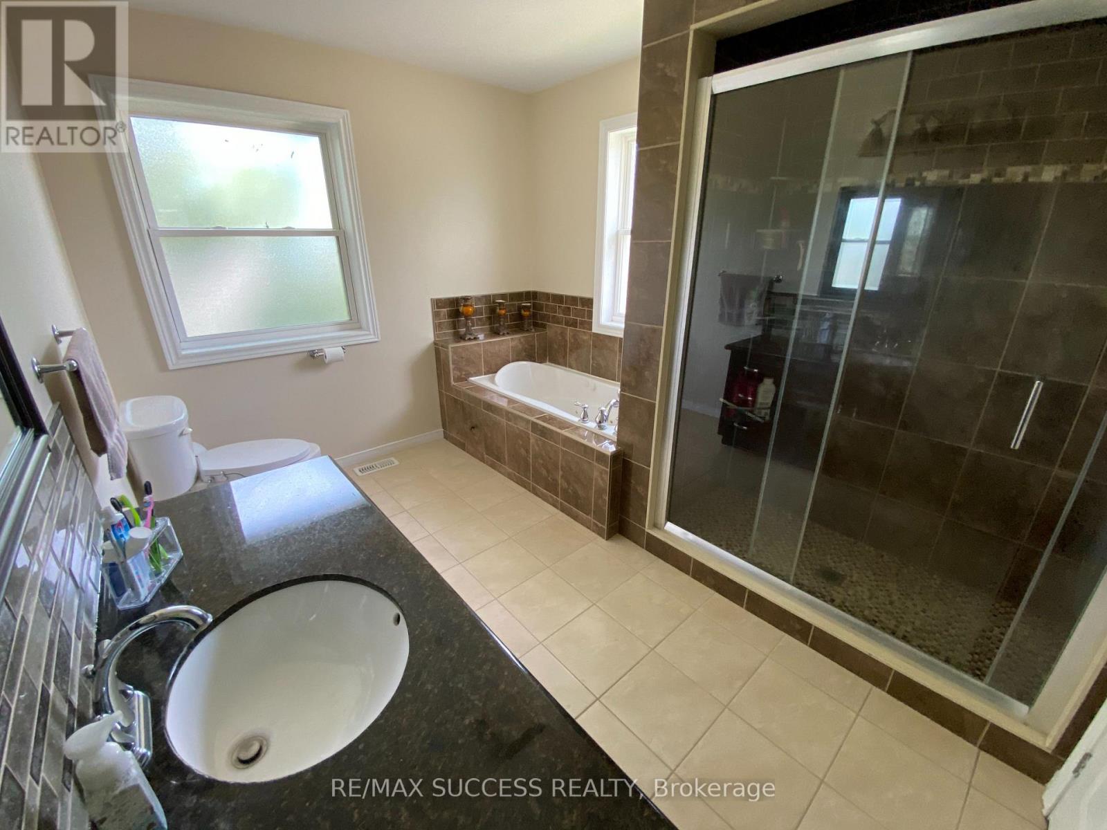 4 PALMER STREET - 28
