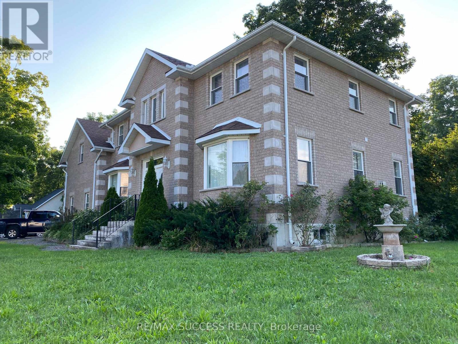 4 PALMER STREET - 1