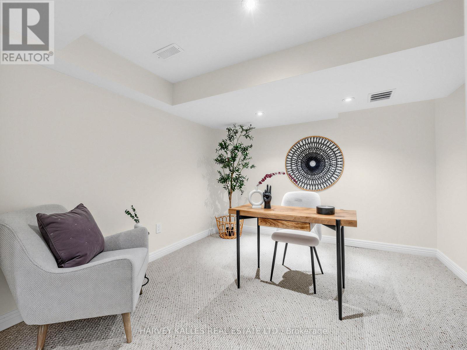 1636 GLENBOURNE DRIVE - 17