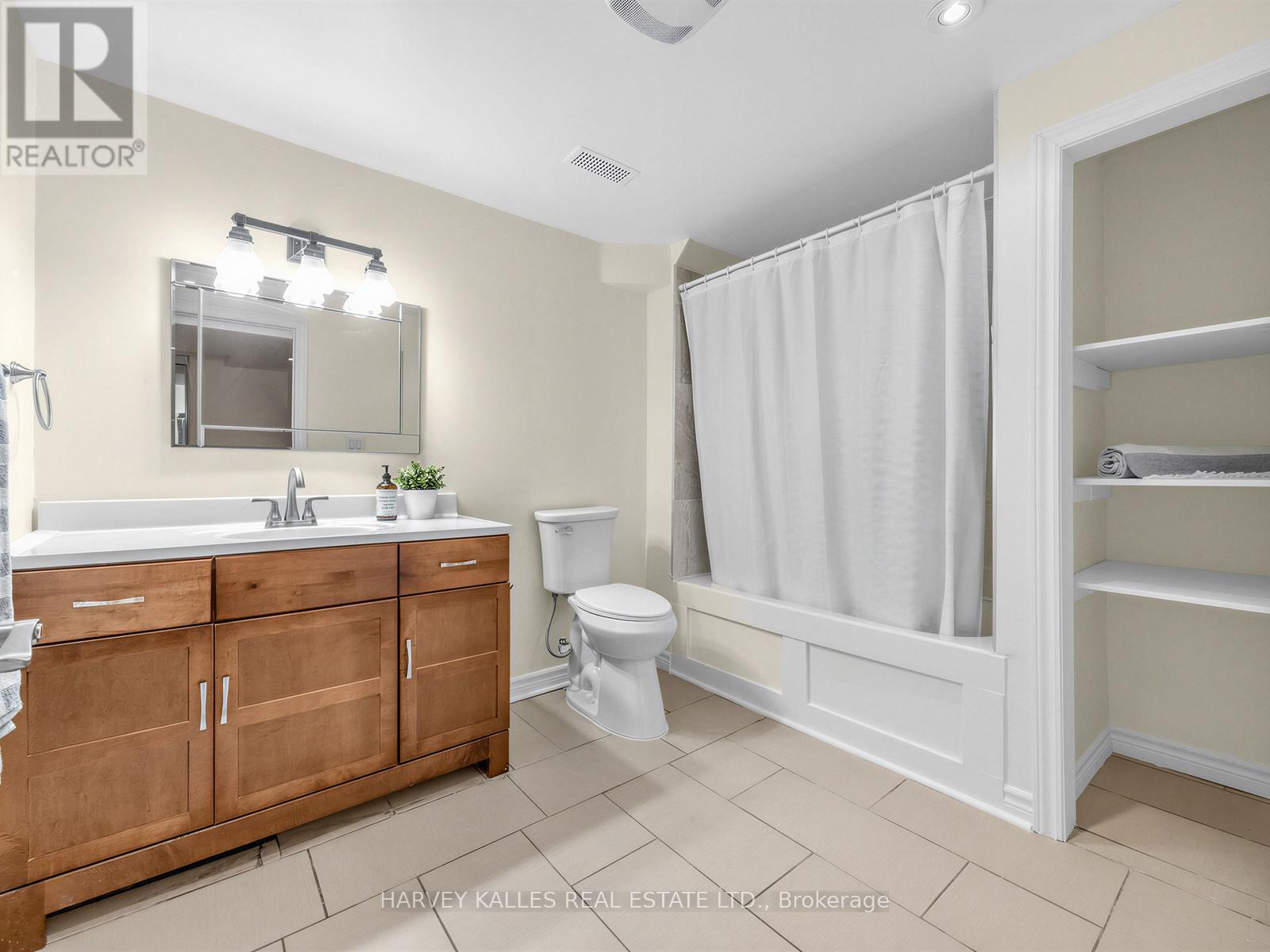 1636 GLENBOURNE DRIVE - 19