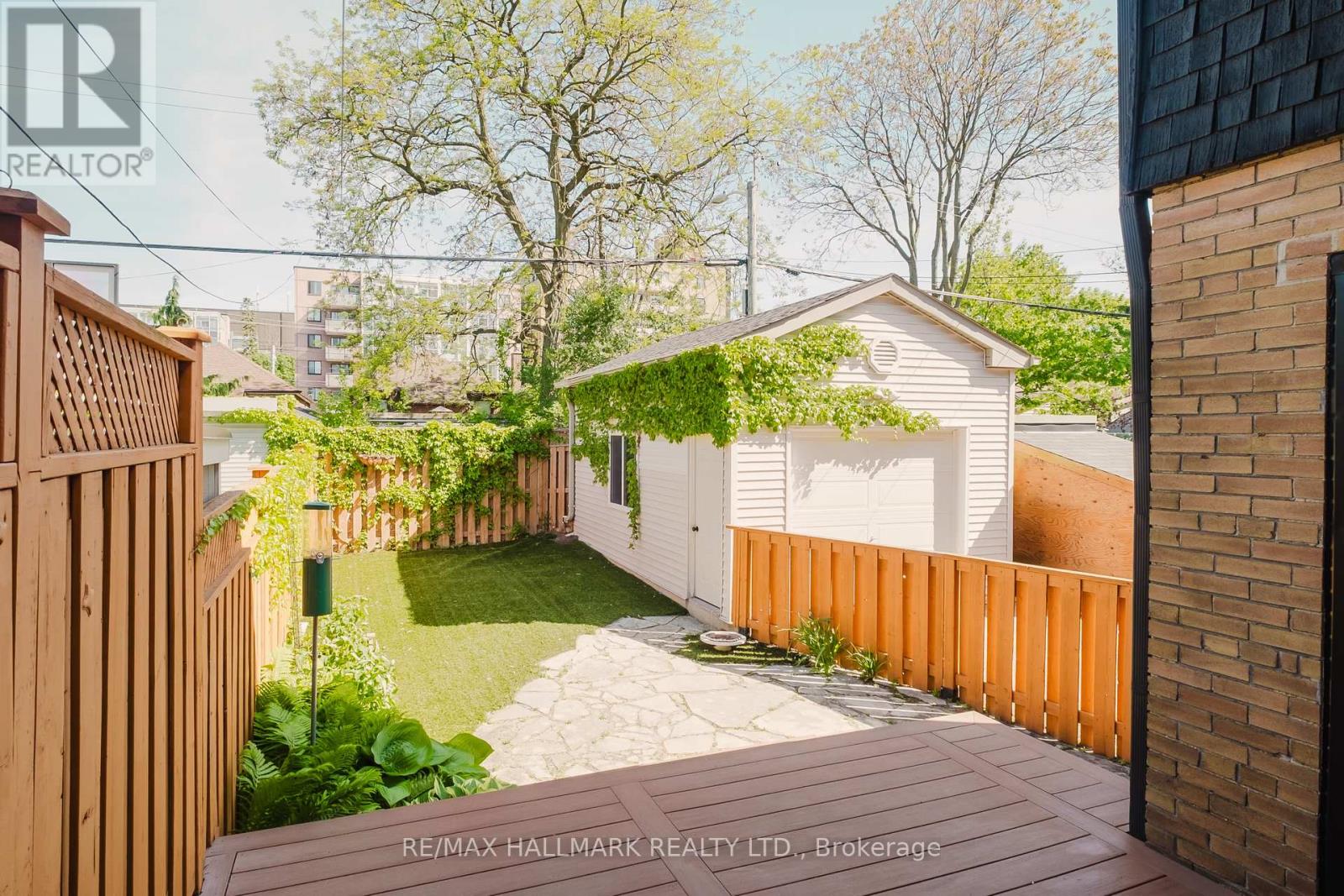 18 GLEN STEWART AVENUE - 33