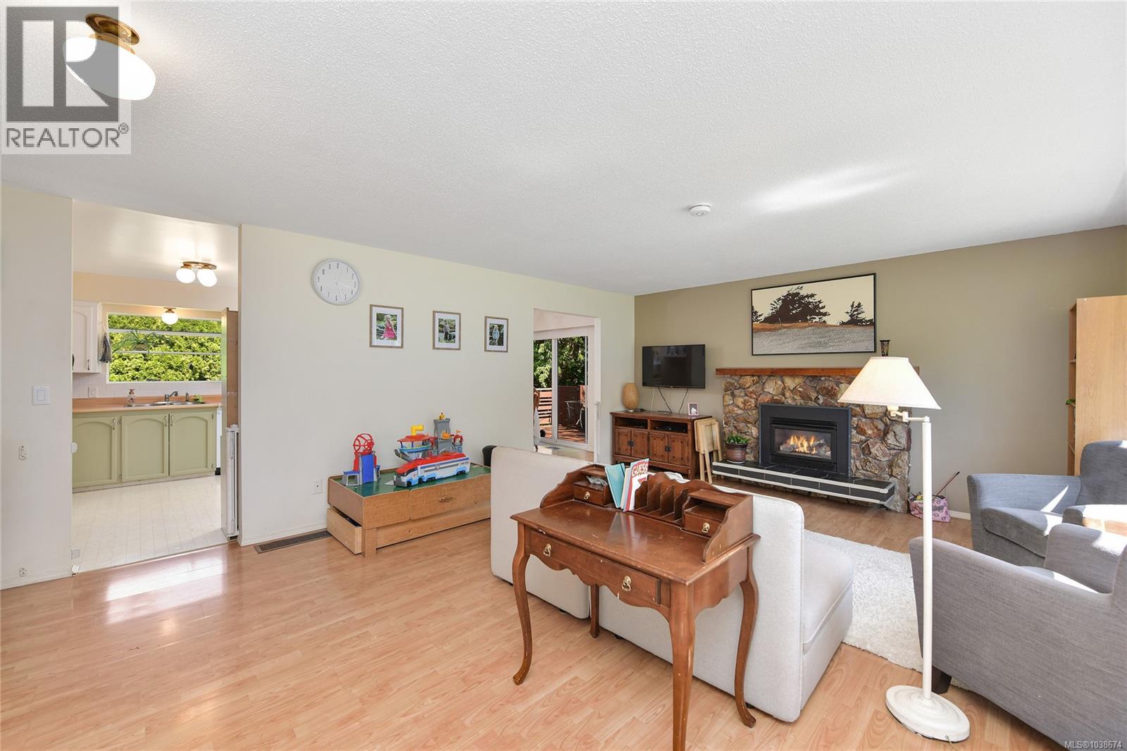6773 WENDONNA Pl - 11
