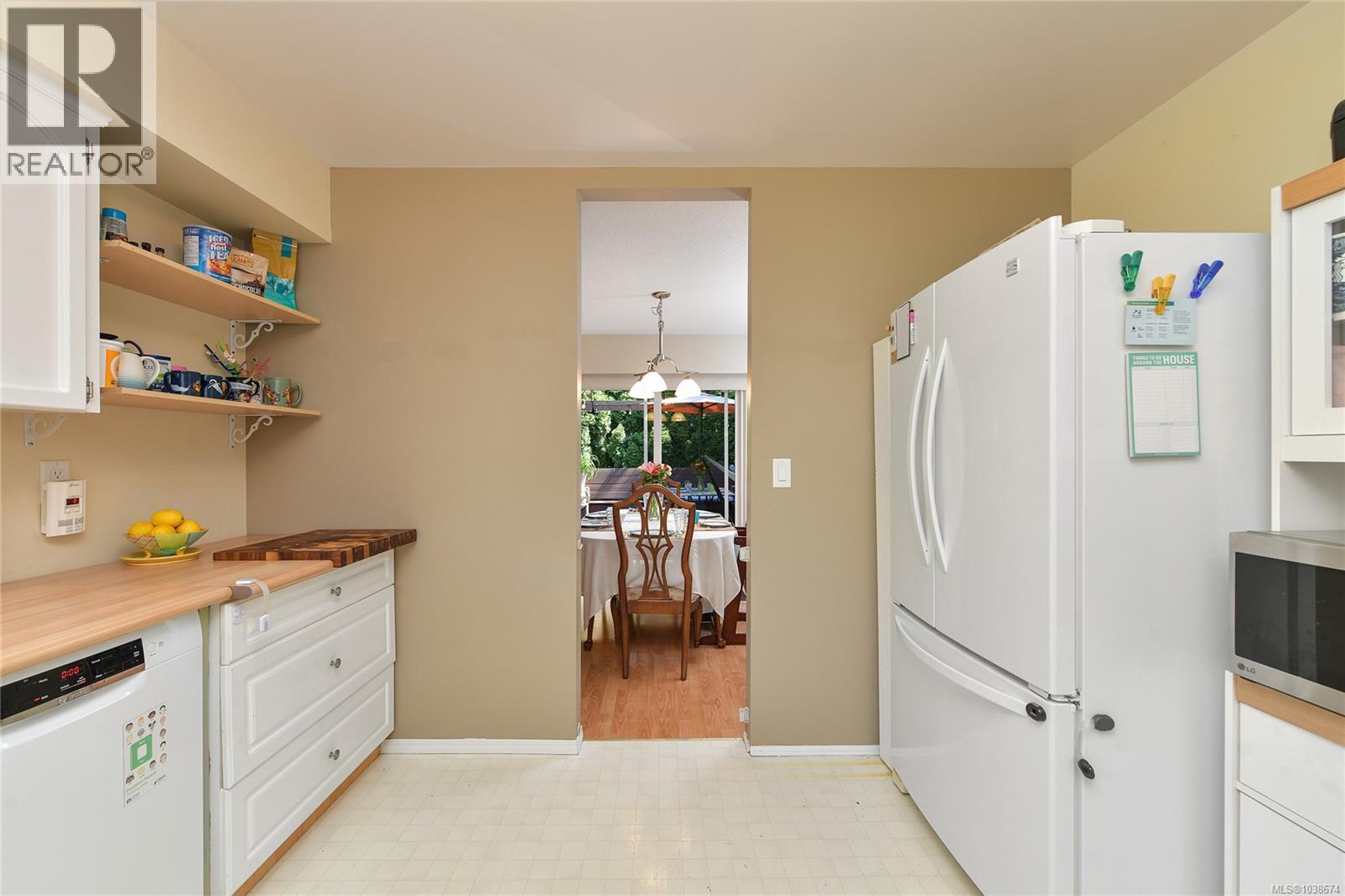 6773 WENDONNA Pl - 16