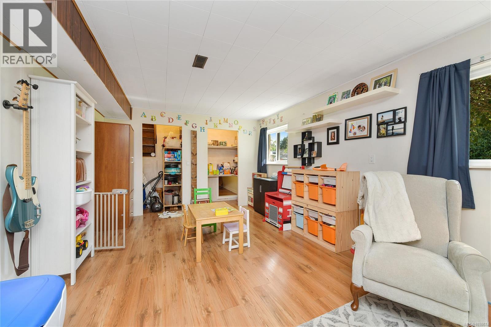 6773 WENDONNA Pl - 29