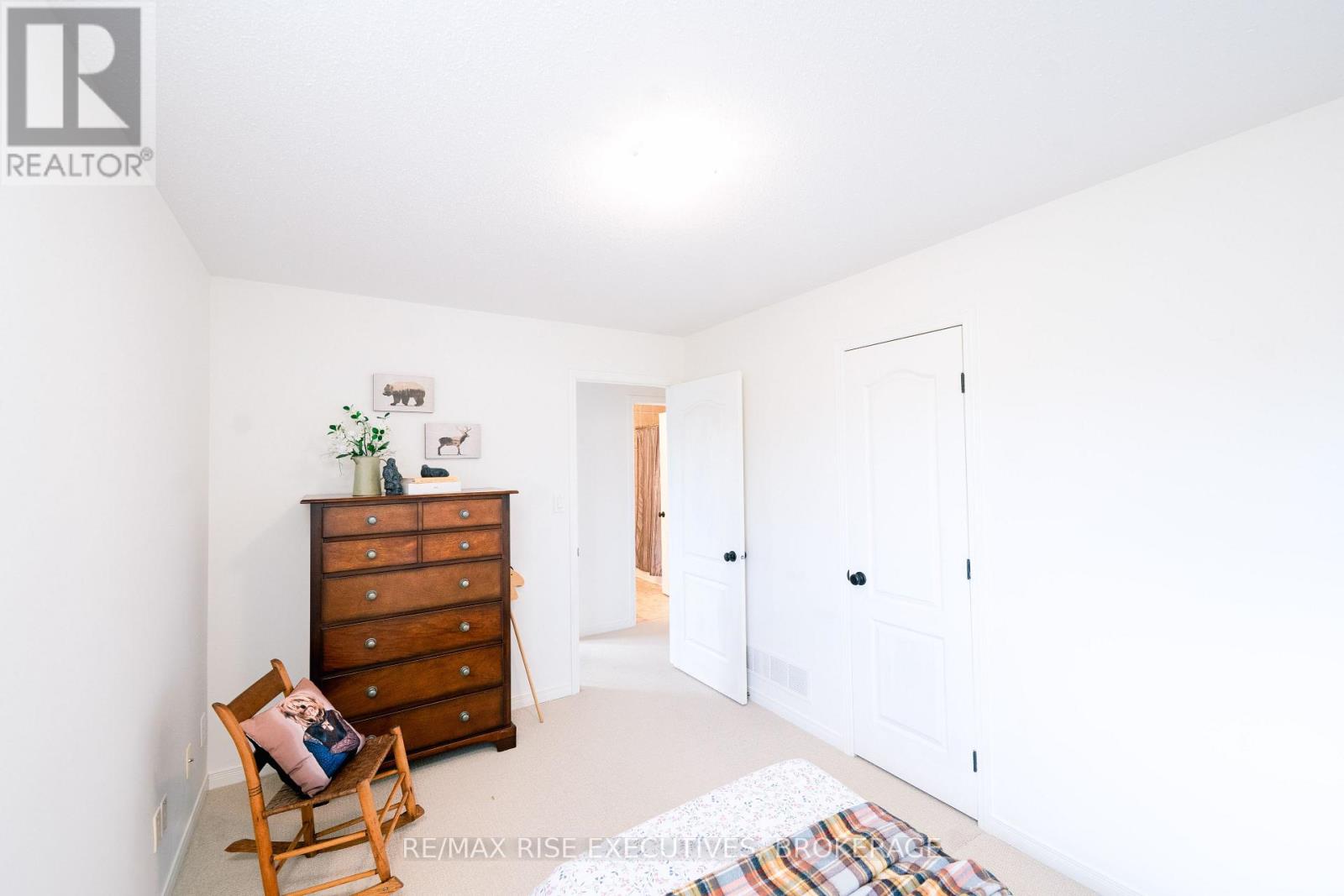 710 MARGARET WAY - 28