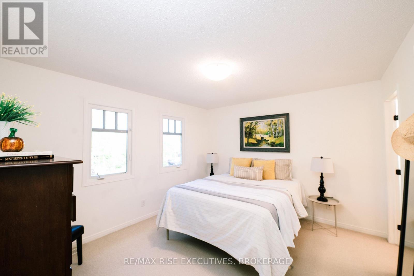 710 MARGARET WAY - 33