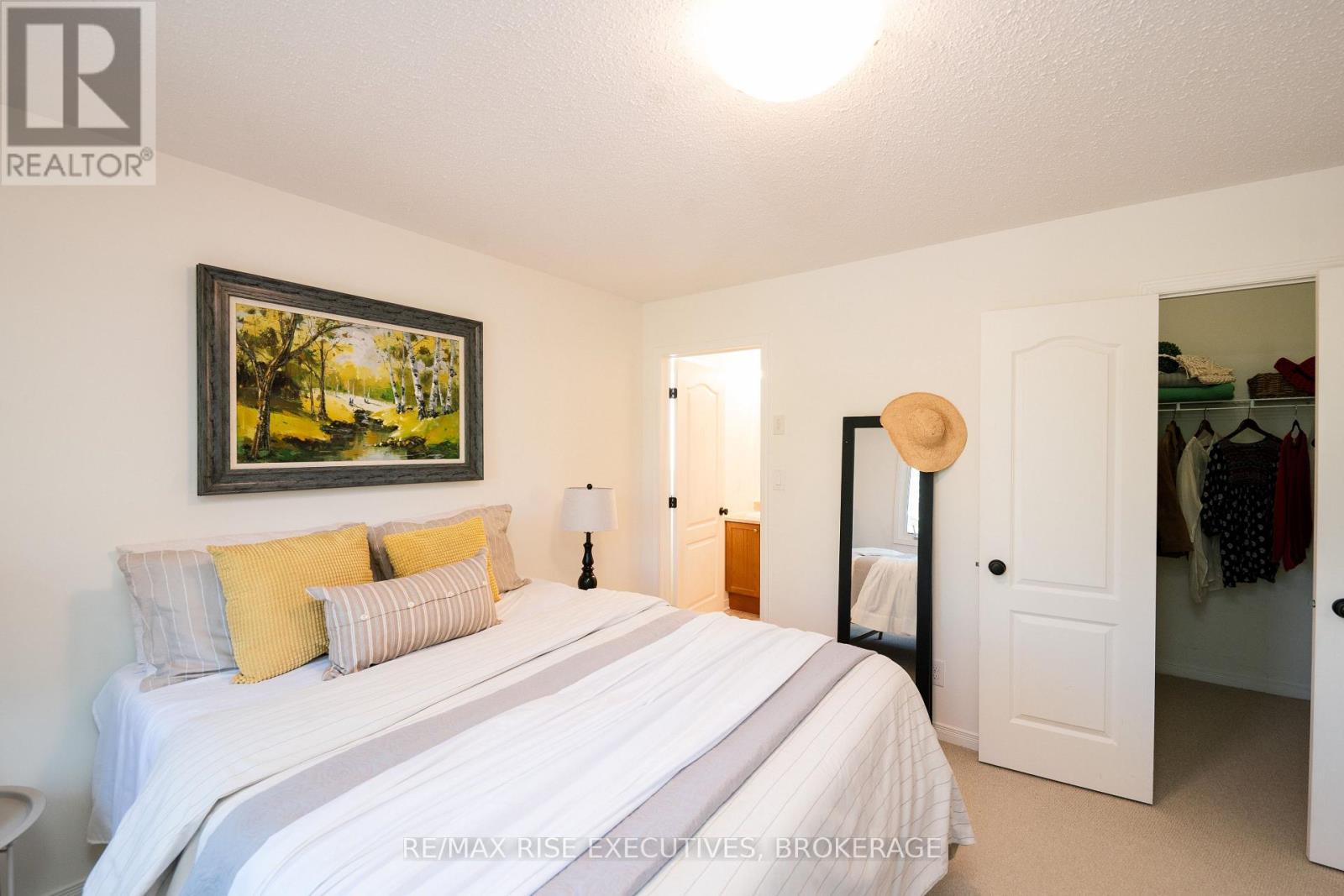 710 MARGARET WAY - 34