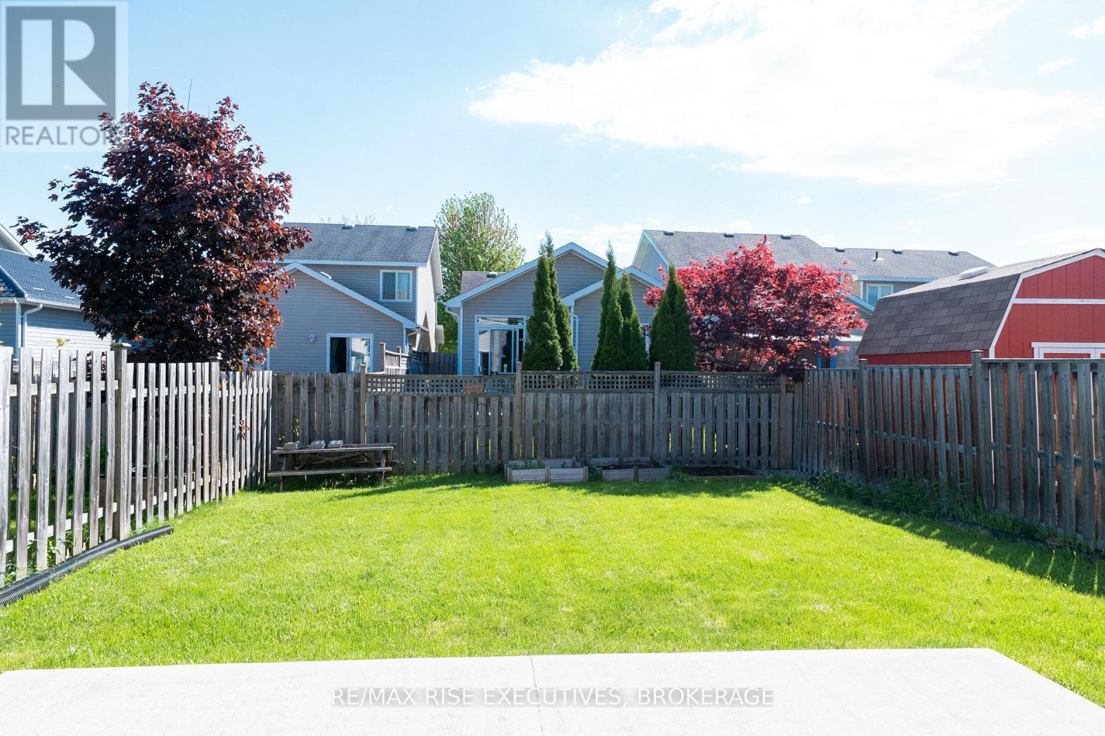 710 MARGARET WAY - 38