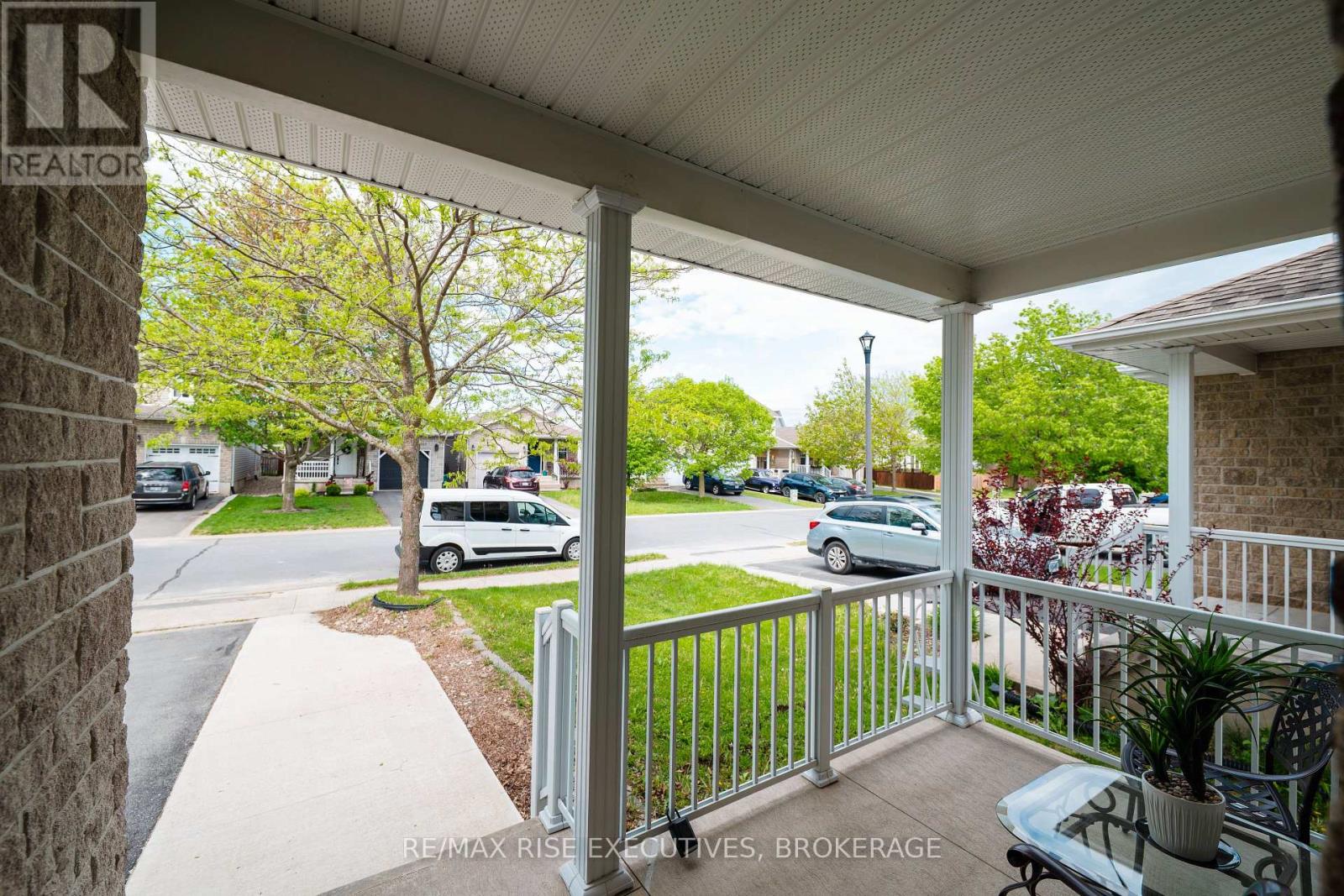 710 MARGARET WAY - 5