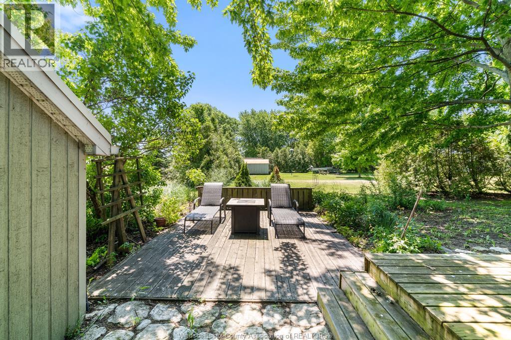 933 WEST SHORE ROAD - 31