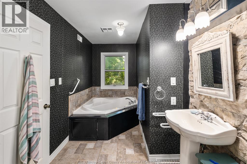 933 WEST SHORE ROAD - 23