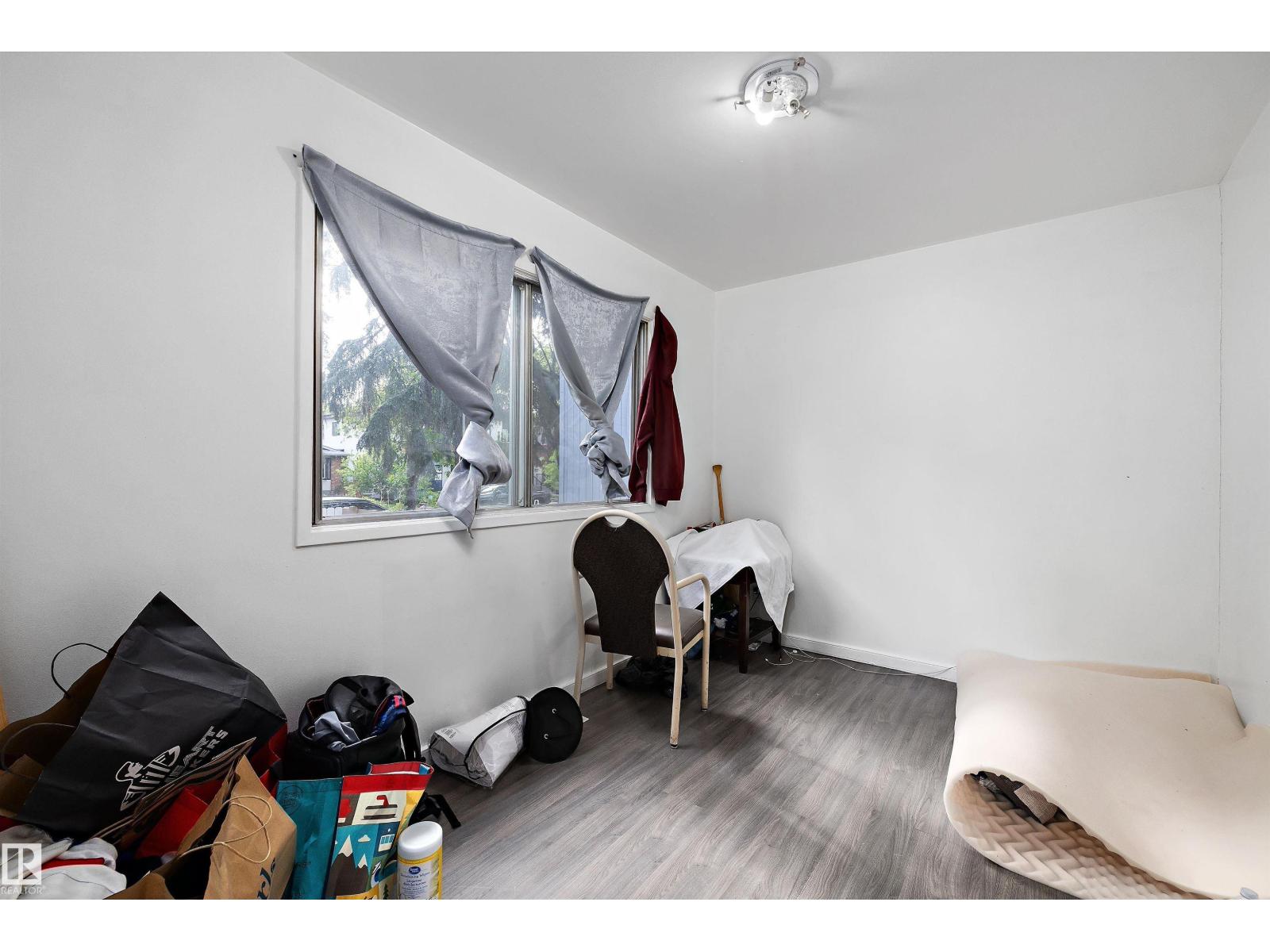 12303 115 AV NW - 20