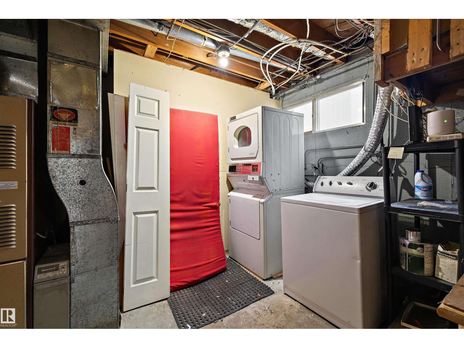 12303 115 AV NW - 34