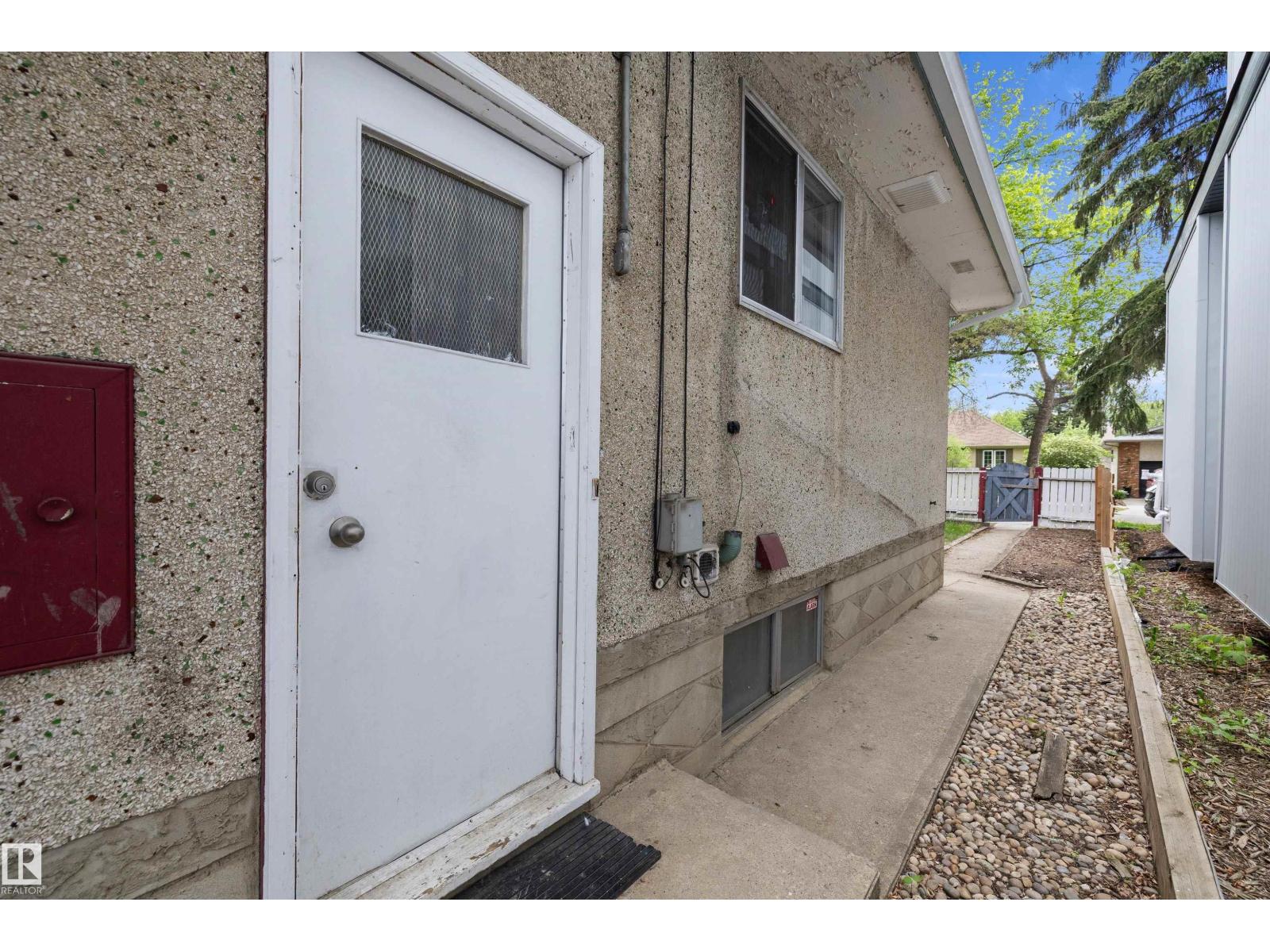 12303 115 AV NW - 36