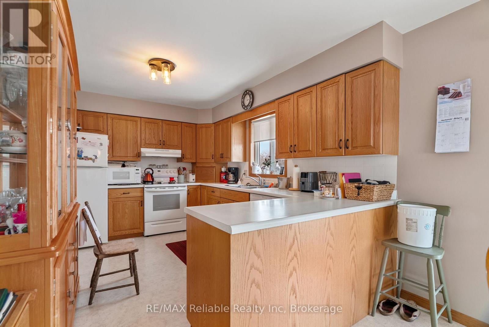 82675 PERTH ROAD 180 ROAD - 33