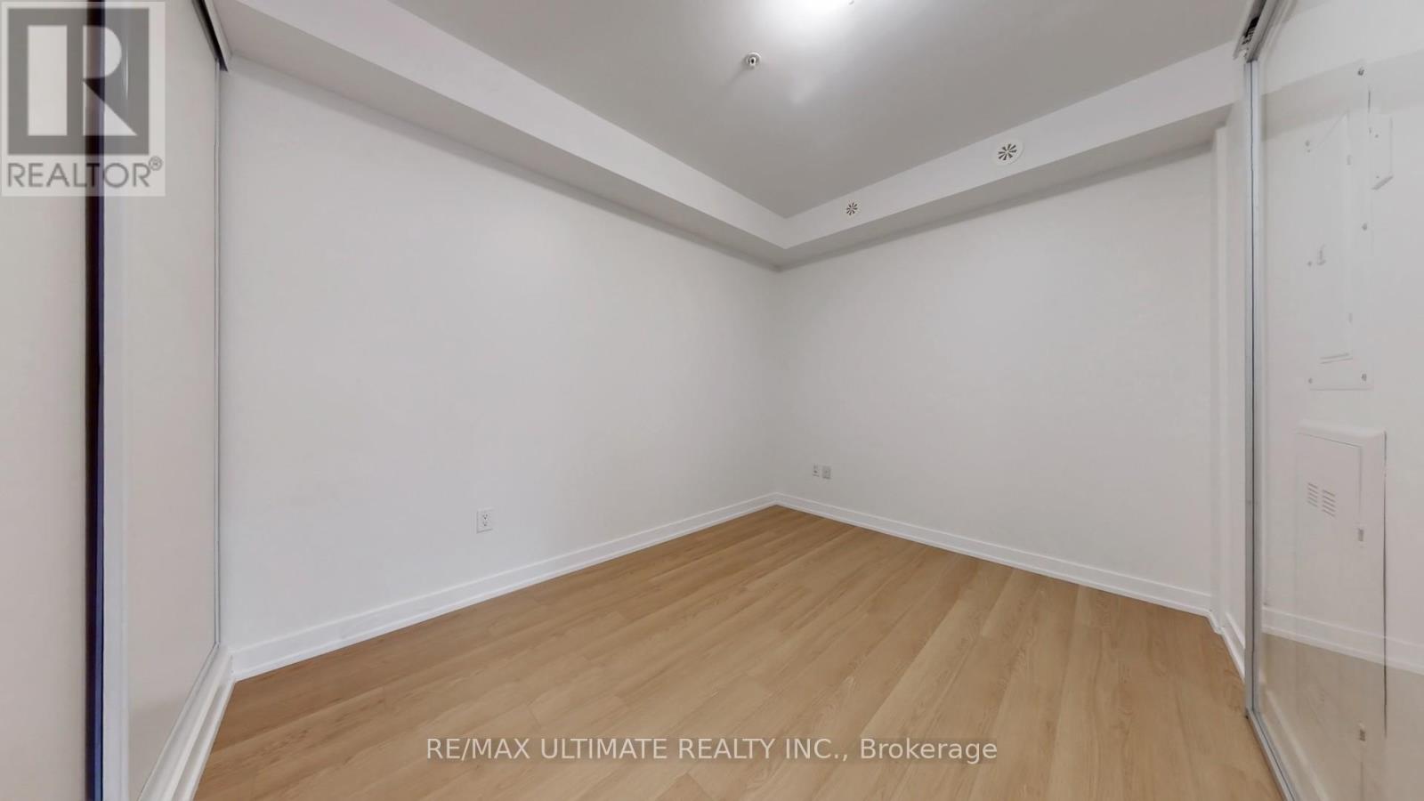 #59 140 BROADVIEW AVENUE - 12