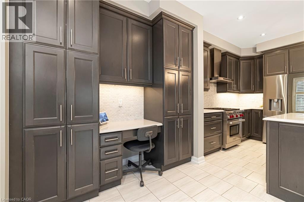355 WISTERIA Way - 11