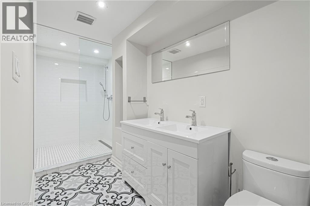355 WISTERIA Way - 39