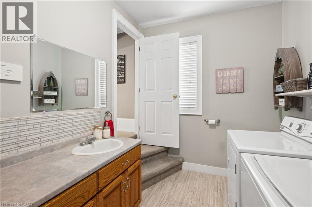 61 MEMORIAL Avenue - 13