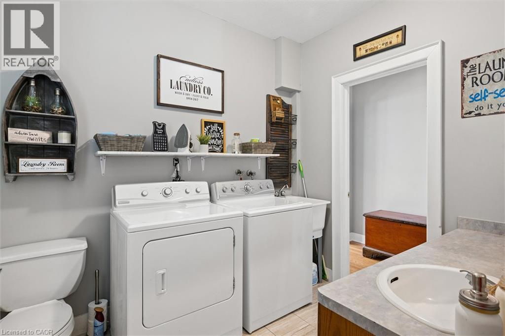 61 MEMORIAL Avenue - 14